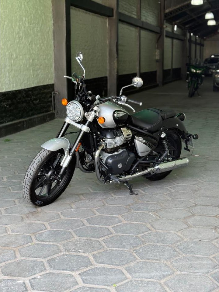 Foto de ROYAL ENFIELD METEOR 650 2024, color sin color especificado, en San Juan
