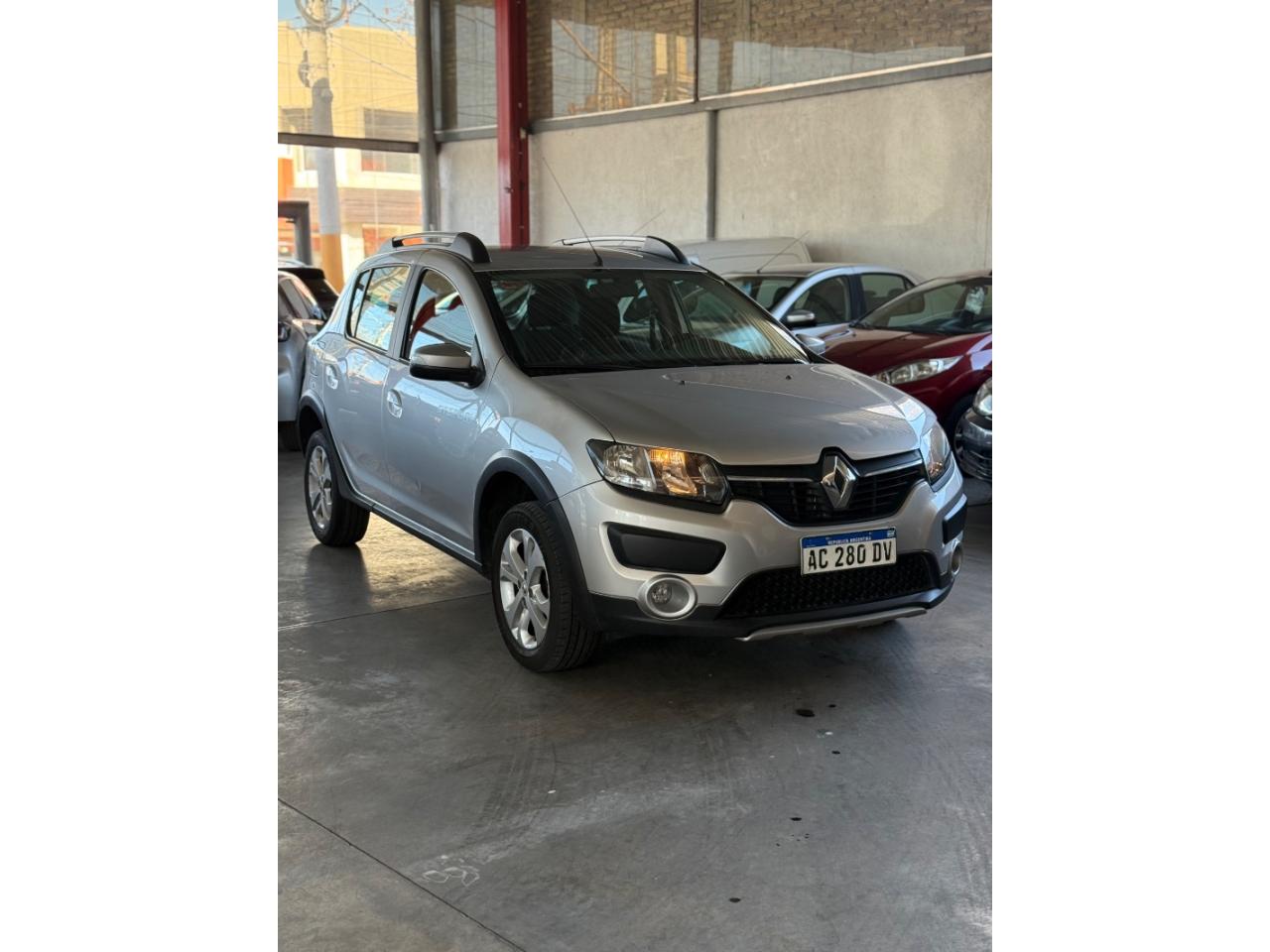 Foto de RENAULT SANDERO Stepway 2018, color sin color especificado, en San Juan