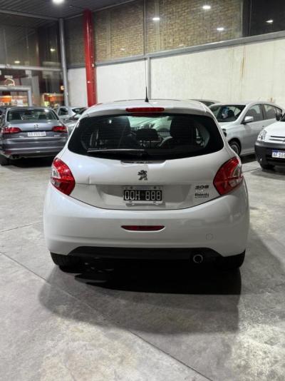 Miniatura de PEUGEOT 208 ALLURE