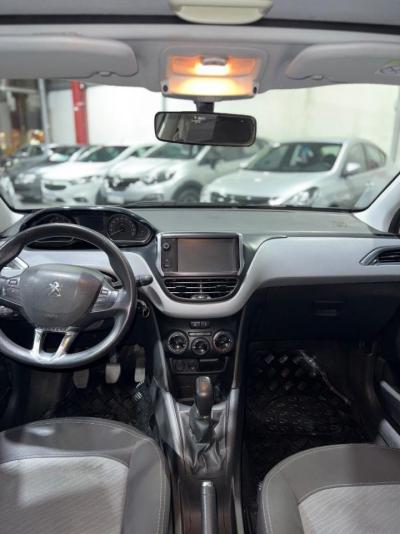 Miniatura de PEUGEOT 208 ALLURE