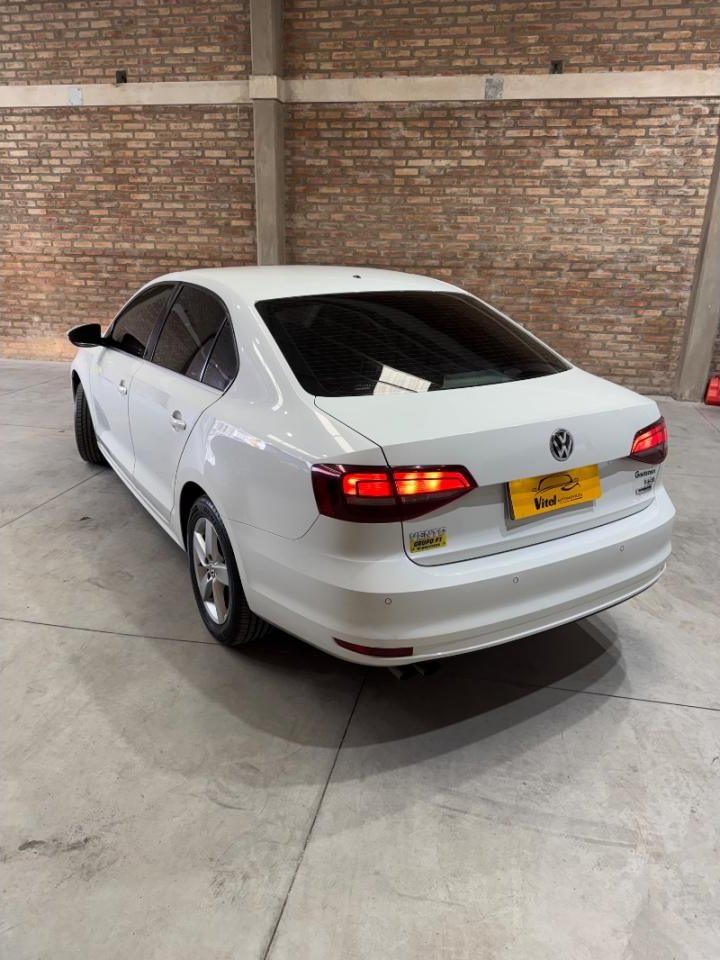 Foto de VOLKSWAGEN VENTO 1.4 at DSG highline 2017, color sin color especificado, en San Juan