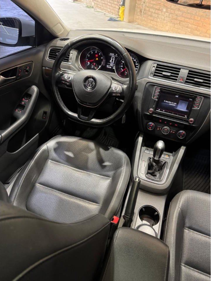 Foto de VOLKSWAGEN VENTO 1.4 at DSG highline 2017, color sin color especificado, en San Juan