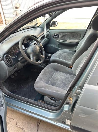 Miniatura de RENAULT MEGANE RXE TRIC 2.0
