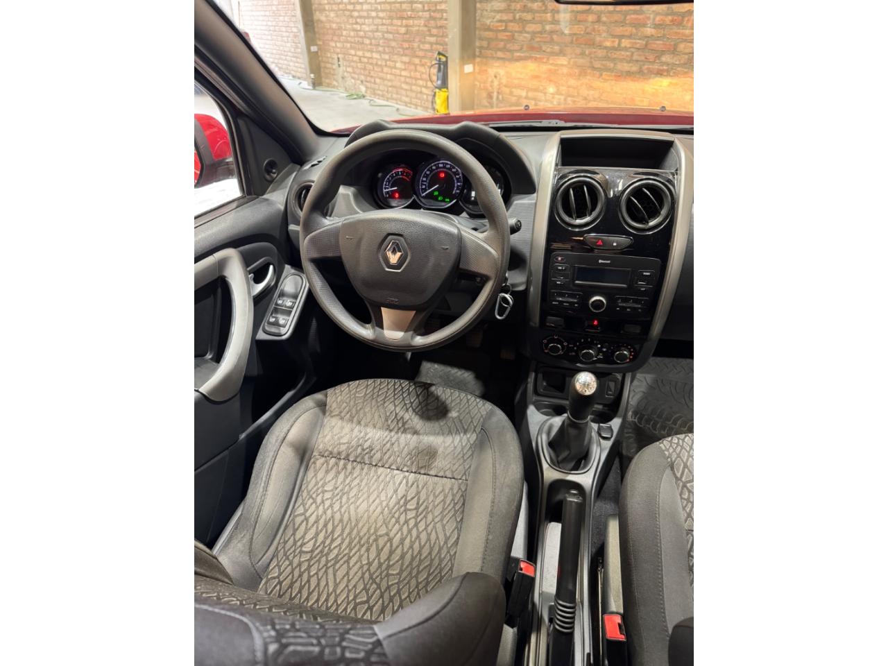 Foto de RENAULT OROCH Outsider 1.6 2020, color sin color especificado, en San Juan