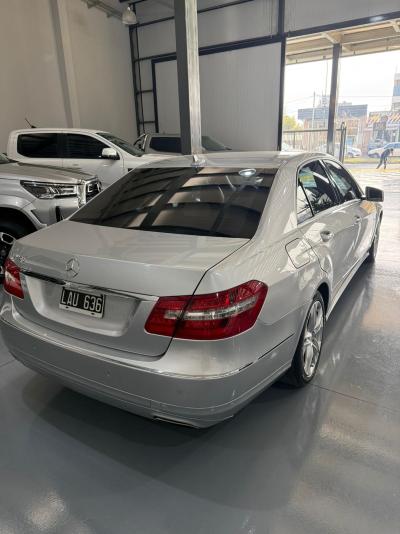 Miniatura de MERCEDES BENZ E E250 CGI BLUE EFFICIENCY