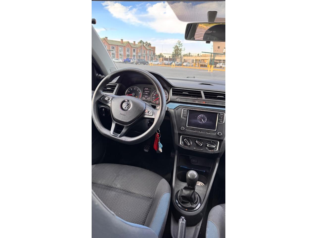 Foto de VOLKSWAGEN GOL Conforline 1.6 2018, color sin color especificado, en San Juan