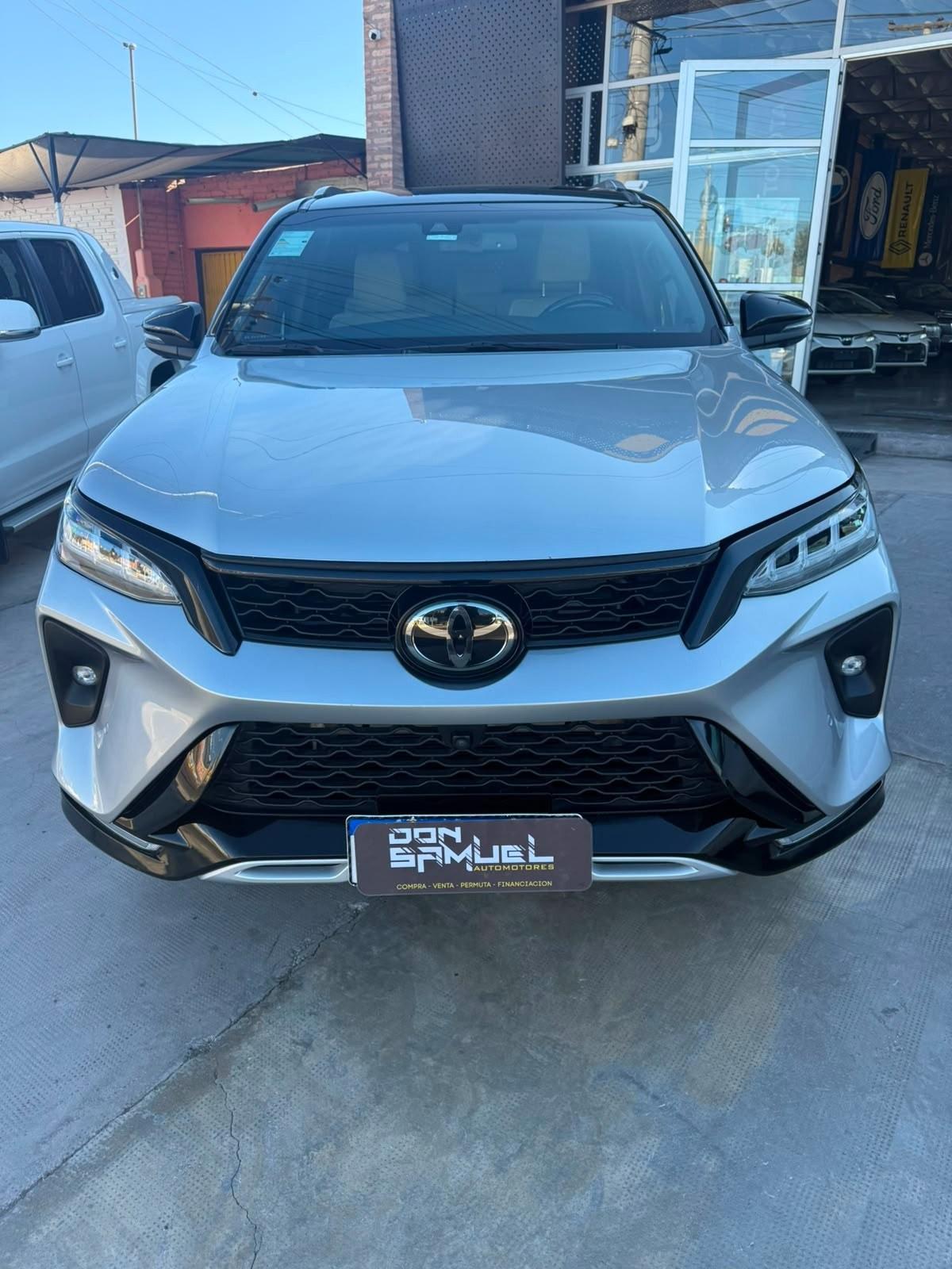 Foto de TOYOTA SW4 DIAMOND 2023, color sin color especificado, en San Juan